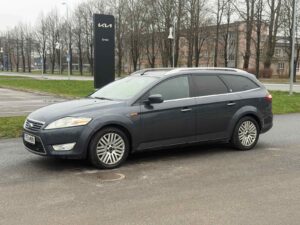 FORD MONDEO  1299€