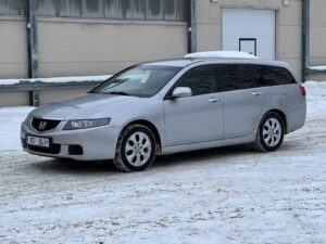 HONDA ACCORD TOURER   999€
