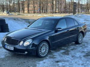 MERCEDES-BENZ E 220 CDI   1999€
