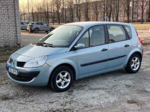 RENAULT MEGANE SCENIC  1499€