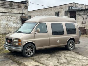 GMC SAVANA 1500    6499€