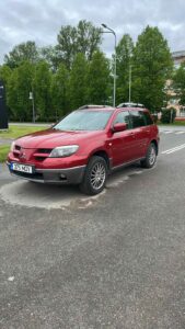 MITSUBISHI OUTLANDER   1499€