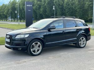 AUDI Q7    5499€