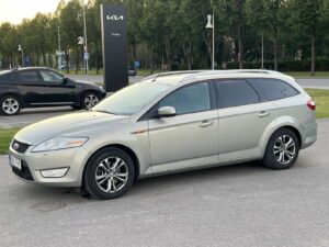 FORD MONDEO   1499€