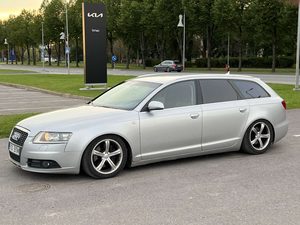 AUDI A6 AVANT   1299€