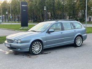 JAGUAR X-TYPE    1499€