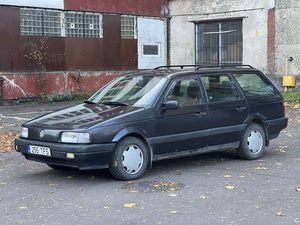 VOLKSWAGEN PASSAT   999€