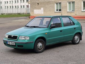 SKODA FELICIA   499€