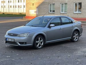 FORD MONDEO   749€